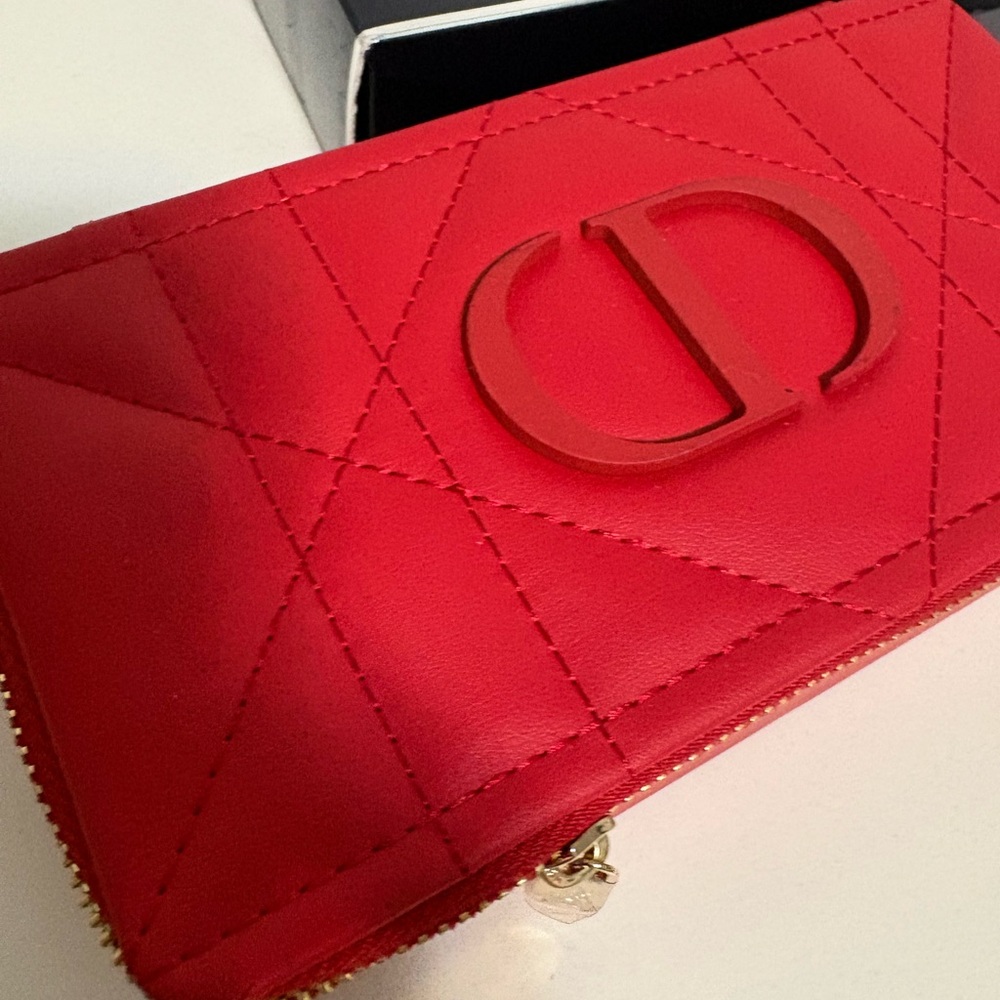 Dior lipstick red case - Picture 3 of 10